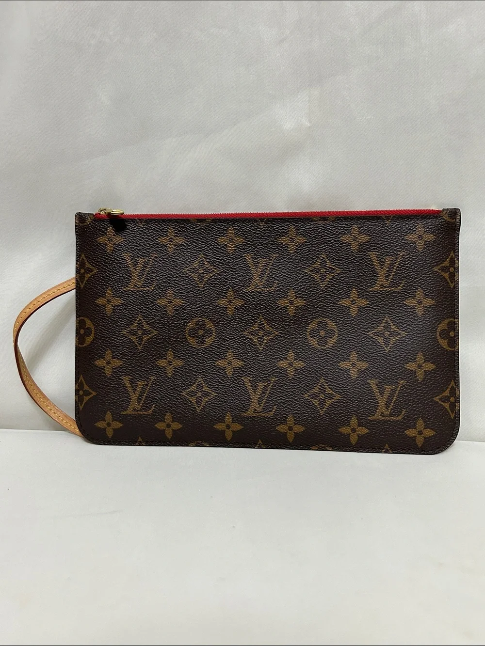 Louis Vuitton Monogram Canvas Neverfull Pochette
